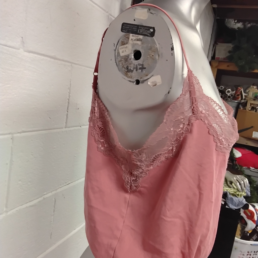 Victoria's Secret Lace Trim Cami in Dusty Rose Pink - Picture 4 of 5